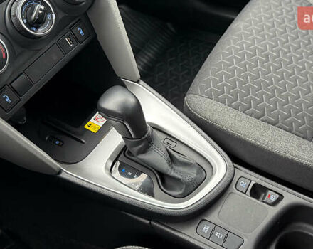 Червоний Тойота Yaris Cross, об'ємом двигуна 1.49 л та пробігом 38 тис. км за 24900 $, фото 20 на Automoto.ua