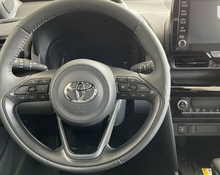 Тойота Yaris Cross, об'ємом двигуна 1.49 л та пробігом 0 тис. км за 30353 $, фото 16 на Automoto.ua