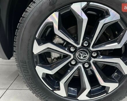 купить новое авто Тойота Yaris Cross 2024 года от официального дилера Тойота на Столичному Тойота фото