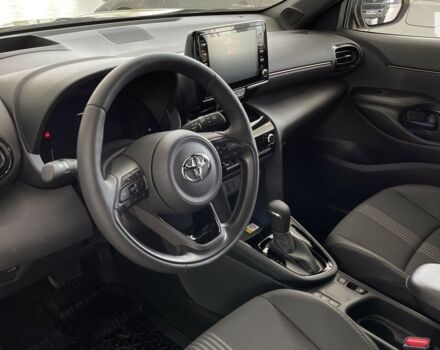 Тойота Yaris Cross, об'ємом двигуна 1.49 л та пробігом 0 тис. км за 30353 $, фото 7 на Automoto.ua