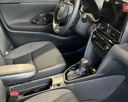 Тойота Yaris Cross, об'ємом двигуна 1.49 л та пробігом 0 тис. км за 31239 $, фото 19 на Automoto.ua