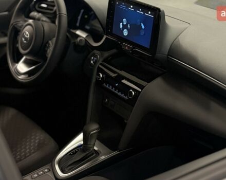 Тойота Yaris Cross, об'ємом двигуна 1.49 л та пробігом 0 тис. км за 29798 $, фото 10 на Automoto.ua