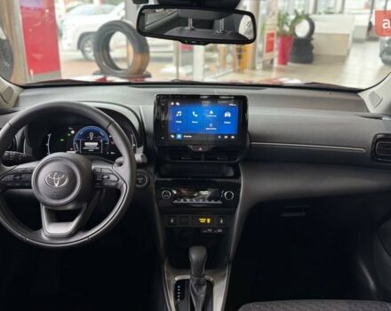 Тойота Yaris Cross, объемом двигателя 1.49 л и пробегом 0 тыс. км за 28956 $, фото 3 на Automoto.ua