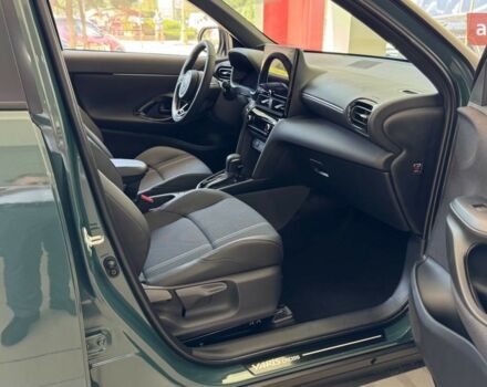 Тойота Yaris Cross, об'ємом двигуна 1.49 л та пробігом 0 тис. км за 34787 $, фото 18 на Automoto.ua