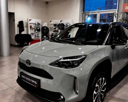 Тойота Yaris Cross, объемом двигателя 1.49 л и пробегом 0 тыс. км за 31494 $, фото 2 на Automoto.ua