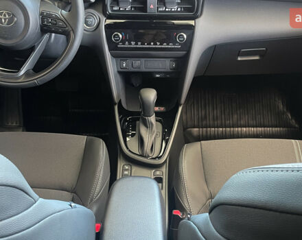 Тойота Yaris Cross, объемом двигателя 1.49 л и пробегом 0 тыс. км за 35266 $, фото 3 на Automoto.ua
