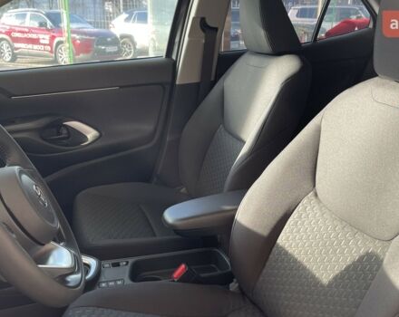 Тойота Yaris Cross, об'ємом двигуна 1.49 л та пробігом 0 тис. км за 28708 $, фото 17 на Automoto.ua