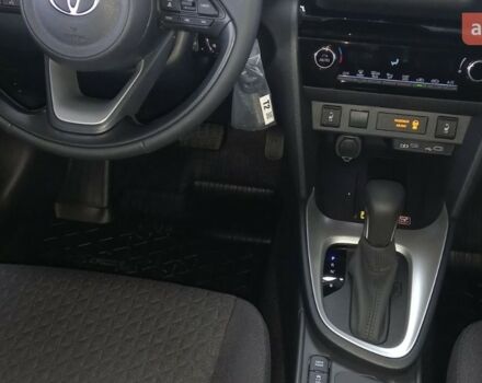 Тойота Yaris Cross, объемом двигателя 1.49 л и пробегом 0 тыс. км за 28688 $, фото 28 на Automoto.ua