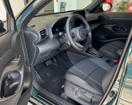 Тойота Yaris Cross, об'ємом двигуна 1.49 л та пробігом 0 тис. км за 34787 $, фото 9 на Automoto.ua