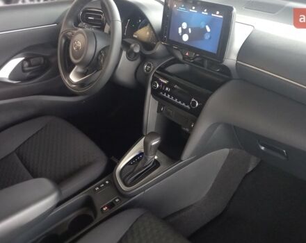 Тойота Yaris Cross, объемом двигателя 1.49 л и пробегом 0 тыс. км за 28688 $, фото 15 на Automoto.ua