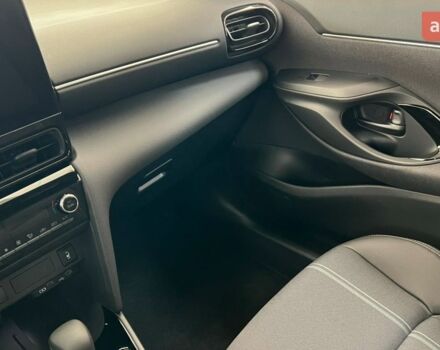Тойота Yaris Cross, объемом двигателя 1.49 л и пробегом 0 тыс. км за 35585 $, фото 11 на Automoto.ua