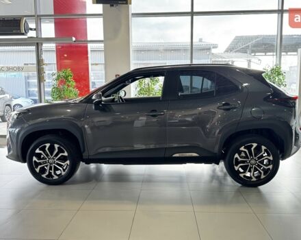 Тойота Yaris Cross, объемом двигателя 1.49 л и пробегом 0 тыс. км за 31254 $, фото 2 на Automoto.ua