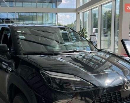 Тойота Yaris Cross, объемом двигателя 1.49 л и пробегом 0 тыс. км за 30167 $, фото 2 на Automoto.ua