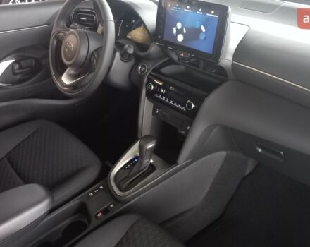 Тойота Yaris Cross, объемом двигателя 1.49 л и пробегом 0 тыс. км за 28688 $, фото 14 на Automoto.ua