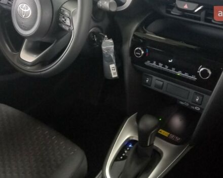 Тойота Yaris Cross, объемом двигателя 1.49 л и пробегом 0 тыс. км за 28688 $, фото 27 на Automoto.ua