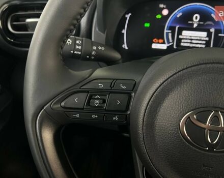 Тойота Yaris Cross, объемом двигателя 1.49 л и пробегом 0 тыс. км за 31601 $, фото 22 на Automoto.ua