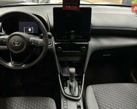 купить новое авто Тойота Yaris Cross 2025 года от официального дилера Тойота на Столичному Тойота фото