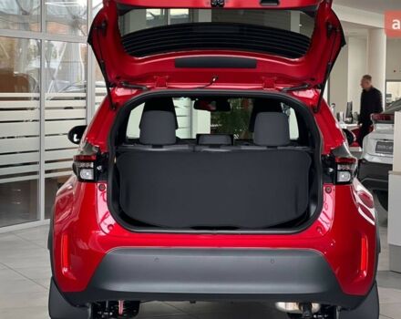 Тойота Yaris Cross, объемом двигателя 1.49 л и пробегом 0 тыс. км за 31601 $, фото 7 на Automoto.ua