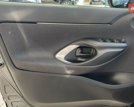 Тойота Yaris Cross, об'ємом двигуна 1.49 л та пробігом 0 тис. км за 28708 $, фото 14 на Automoto.ua