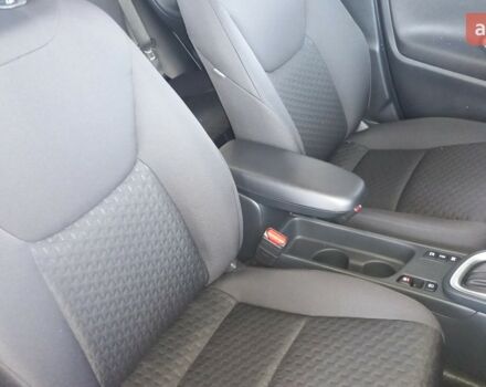 Тойота Yaris Cross, объемом двигателя 1.49 л и пробегом 0 тыс. км за 28688 $, фото 23 на Automoto.ua