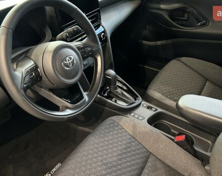 Тойота Yaris Cross, об'ємом двигуна 1.49 л та пробігом 0 тис. км за 31239 $, фото 12 на Automoto.ua
