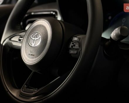 Тойота Yaris Cross, объемом двигателя 1.49 л и пробегом 0 тыс. км за 33251 $, фото 3 на Automoto.ua