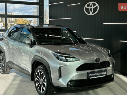 Тойота Yaris Cross 2025 у Києві на Automoto.ua Тойота Yaris Cross, об'ємом двигуна 1.49 л та пробігом 0 тис. км за 31239 $, фото 1 на Automoto.ua
