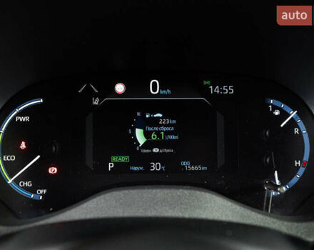 Желтый Тойота Yaris Cross, объемом двигателя 1.49 л и пробегом 15 тыс. км за 28999 $, фото 15 на Automoto.ua