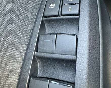 Желтый Тойота Yaris Cross, объемом двигателя 1.49 л и пробегом 63 тыс. км за 27000 $, фото 27 на Automoto.ua