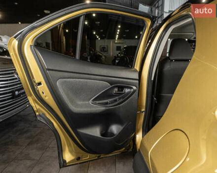 Желтый Тойота Yaris Cross, объемом двигателя 1.49 л и пробегом 15 тыс. км за 28999 $, фото 9 на Automoto.ua