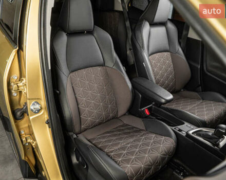 Желтый Тойота Yaris Cross, объемом двигателя 1.49 л и пробегом 15 тыс. км за 28999 $, фото 13 на Automoto.ua