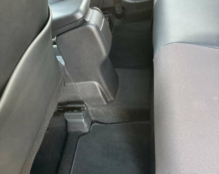 Желтый Тойота Yaris Cross, объемом двигателя 1.49 л и пробегом 63 тыс. км за 27000 $, фото 21 на Automoto.ua