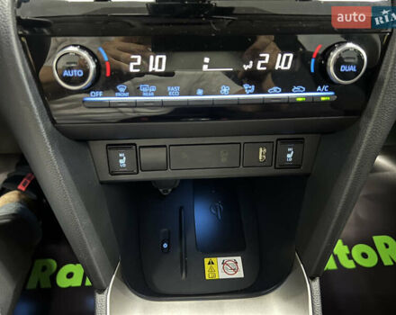 Желтый Тойота Yaris Cross, объемом двигателя 1.49 л и пробегом 15 тыс. км за 28900 $, фото 10 на Automoto.ua