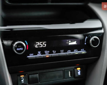 Желтый Тойота Yaris Cross, объемом двигателя 1.49 л и пробегом 36 тыс. км за 25029 $, фото 24 на Automoto.ua