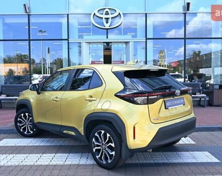 Жовтий Тойота Yaris Cross, об'ємом двигуна 1.49 л та пробігом 44 тис. км за 25880 $, фото 1 на Automoto.ua