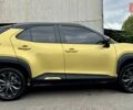 Желтый Тойота Yaris Cross, объемом двигателя 1.49 л и пробегом 17 тыс. км за 27499 $, фото 3 на Automoto.ua
