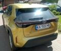 Желтый Тойота Yaris Cross, объемом двигателя 1.49 л и пробегом 1 тыс. км за 28749 $, фото 4 на Automoto.ua