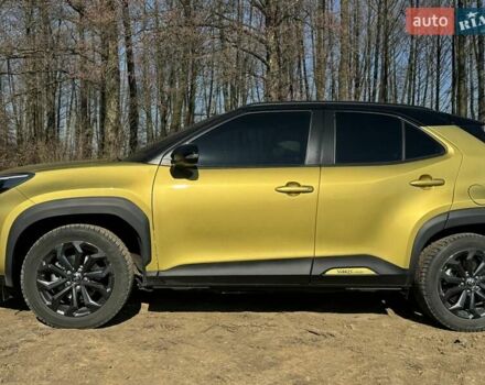 Желтый Тойота Yaris Cross, объемом двигателя 1.49 л и пробегом 17 тыс. км за 27499 $, фото 41 на Automoto.ua