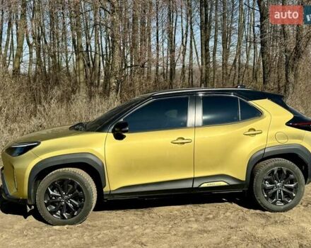 Желтый Тойота Yaris Cross, объемом двигателя 1.49 л и пробегом 17 тыс. км за 27499 $, фото 36 на Automoto.ua