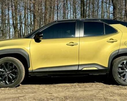 Желтый Тойота Yaris Cross, объемом двигателя 1.49 л и пробегом 17 тыс. км за 27499 $, фото 37 на Automoto.ua