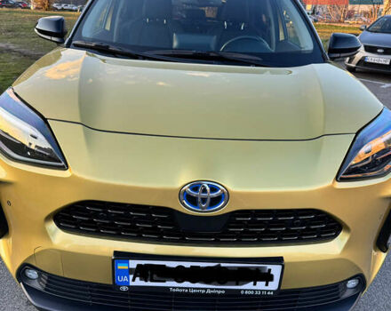 Желтый Тойота Yaris Cross, объемом двигателя 1.49 л и пробегом 63 тыс. км за 27000 $, фото 1 на Automoto.ua