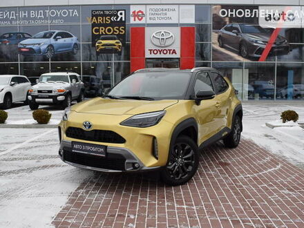 Тойота Yaris Cross 2022 в Житомире на Automoto.ua Желтый Тойота Yaris Cross, объемом двигателя 1.5 л и пробегом 4 тыс. км за 30700 $, фото 1 на Automoto.ua