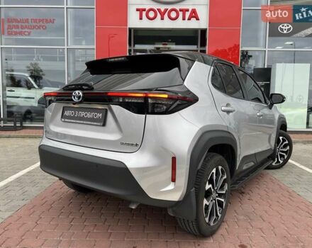 Серый Тойота Yaris Cross, объемом двигателя 1.49 л и пробегом 28 тыс. км за 26586 $, фото 7 на Automoto.ua