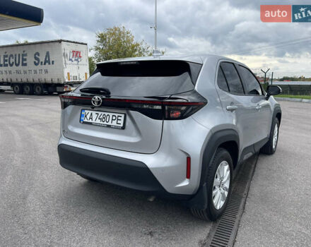 Серый Тойота Yaris Cross, объемом двигателя 1.49 л и пробегом 47 тыс. км за 24000 $, фото 15 на Automoto.ua