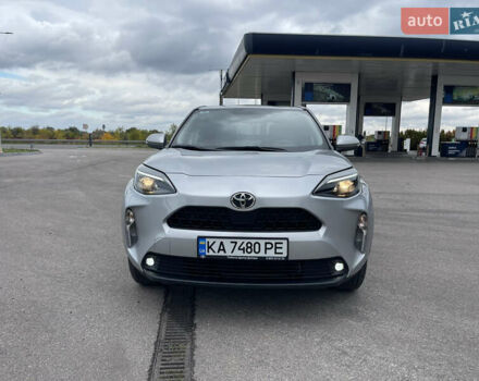 Серый Тойота Yaris Cross, объемом двигателя 1.49 л и пробегом 47 тыс. км за 24000 $, фото 13 на Automoto.ua