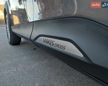Сірий Тойота Yaris Cross, об'ємом двигуна 1.49 л та пробігом 5 тис. км за 24400 $, фото 22 на Automoto.ua