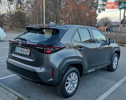 Сірий Тойота Yaris Cross, об'ємом двигуна 1.49 л та пробігом 5 тис. км за 24400 $, фото 16 на Automoto.ua