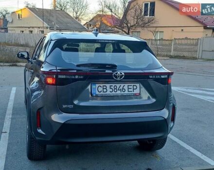Сірий Тойота Yaris Cross, об'ємом двигуна 1.49 л та пробігом 5 тис. км за 24400 $, фото 15 на Automoto.ua