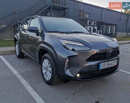 Сірий Тойота Yaris Cross, об'ємом двигуна 1.49 л та пробігом 5 тис. км за 24400 $, фото 8 на Automoto.ua