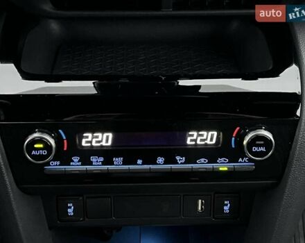 Синий Тойота Yaris Cross, объемом двигателя 1.49 л и пробегом 15 тыс. км за 25500 $, фото 51 на Automoto.ua